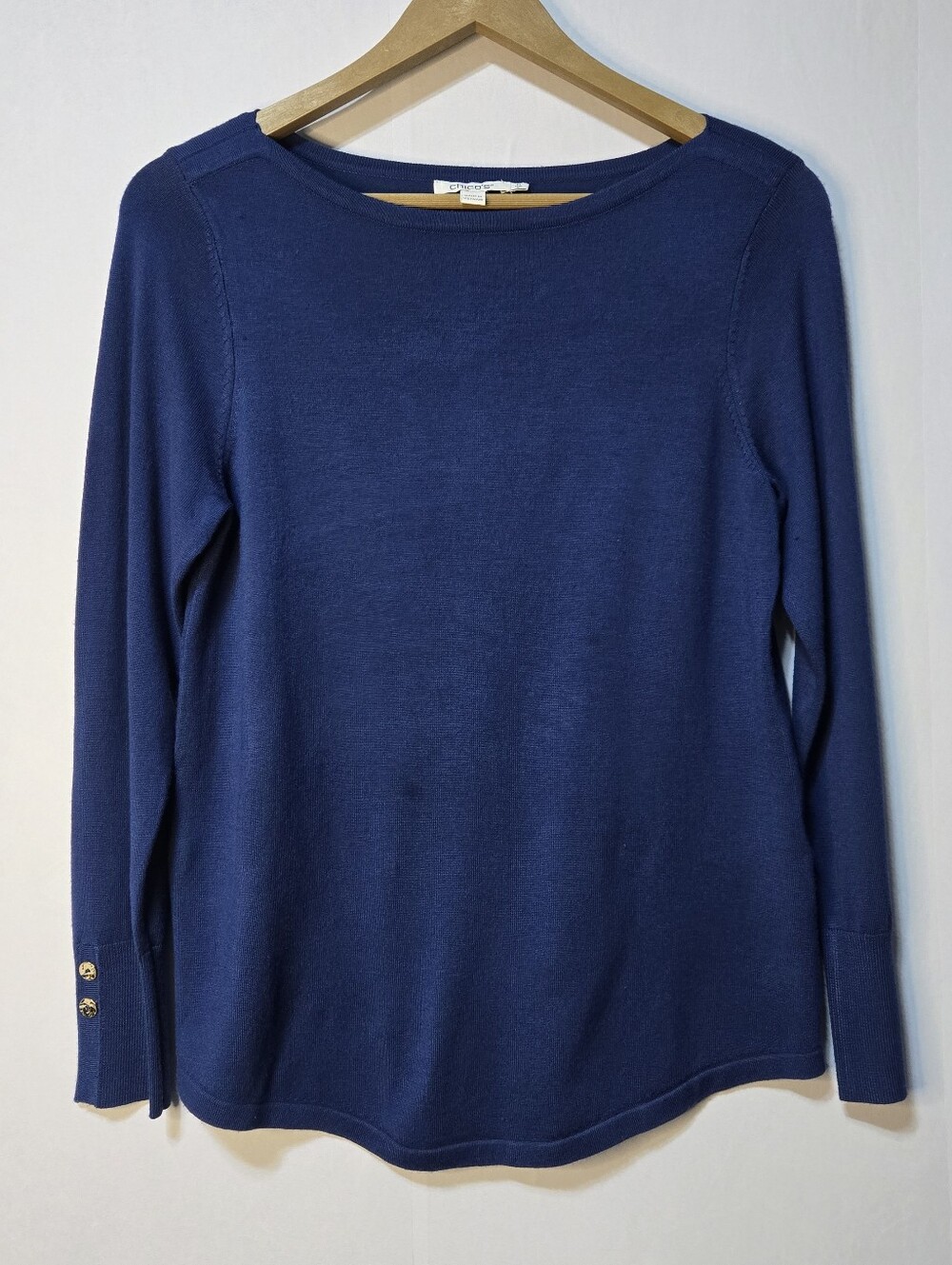 Chico's Women Size 0 Cobalt Blue Lightweight L/Sl sweater Boat Neck Gold Buttons